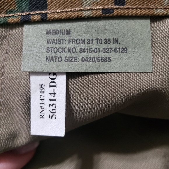 Men's HQ Issue Sz Medium USMC Digital Camo Shorts - Picture 11 of 16